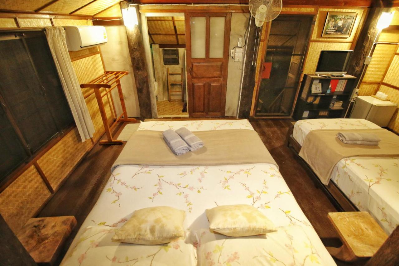 Mon Saeng Jun Homestay Ban Na Meng Exterior photo