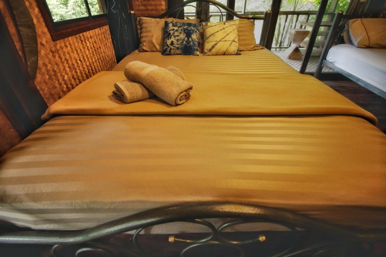 Mon Saeng Jun Homestay Ban Na Meng Exterior photo