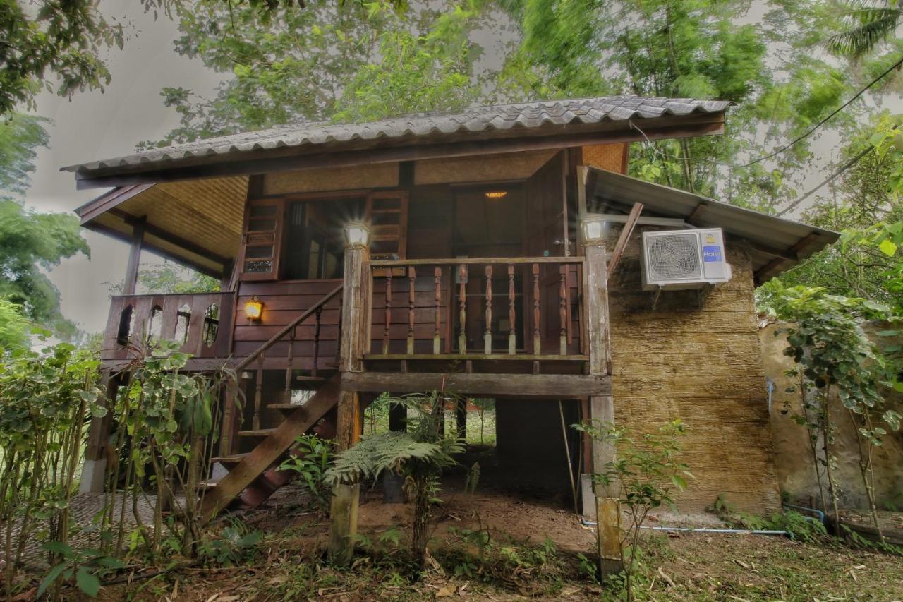 Mon Saeng Jun Homestay Ban Na Meng Exterior photo